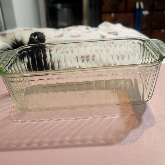 Vintage Green Tint Refrigerator Box NO LID 2.5ins tall 4.5 ins Wide 8.5ins Long - Picture 3 of 8